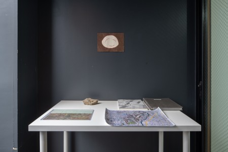 002RRR00025 ToLoLo studio