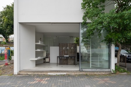 001RRR07169 ToLoLo studio