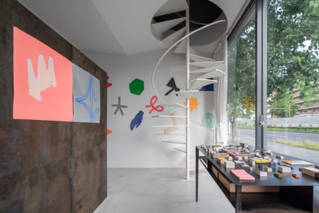 032YYY08632 ToLoLo studio