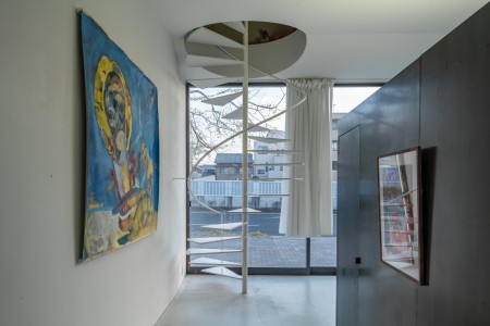 061YYY01823 ToLoLo studio