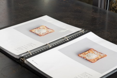 081 YYY00241　ToLoLo