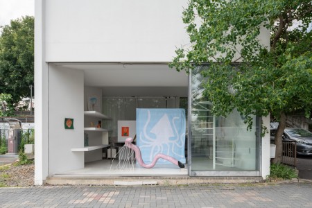 002 YYY00864　ToLoLo