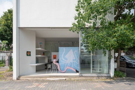 001 YYY00858　ToLoLo