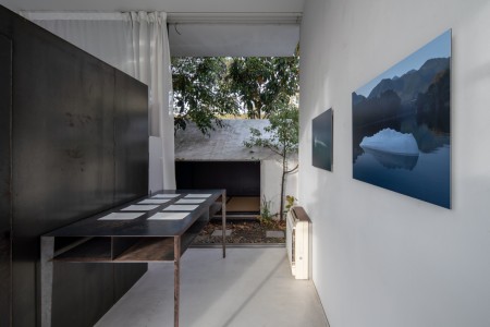 024TAJ04704 ToLoLo studio