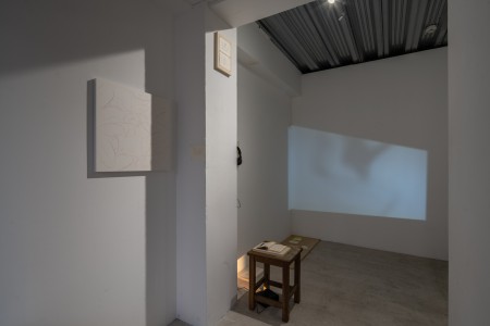 006NAK02820 ToLoLo studio