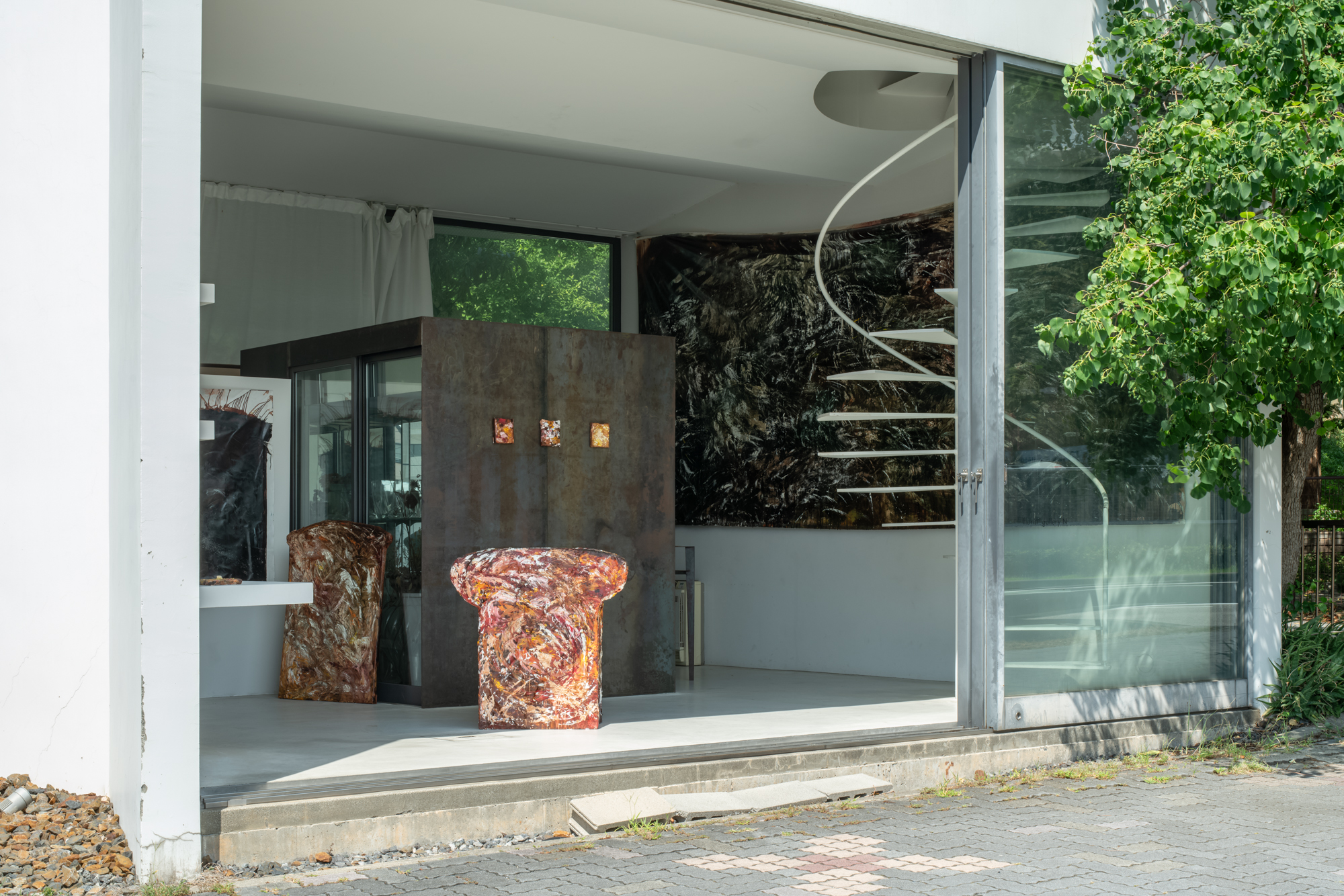 013TAJ04804 ToLoLo studio