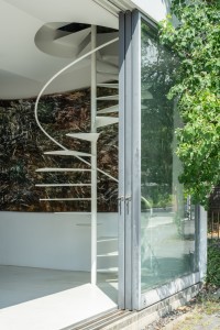 020TAJ04801 ToLoLo studio