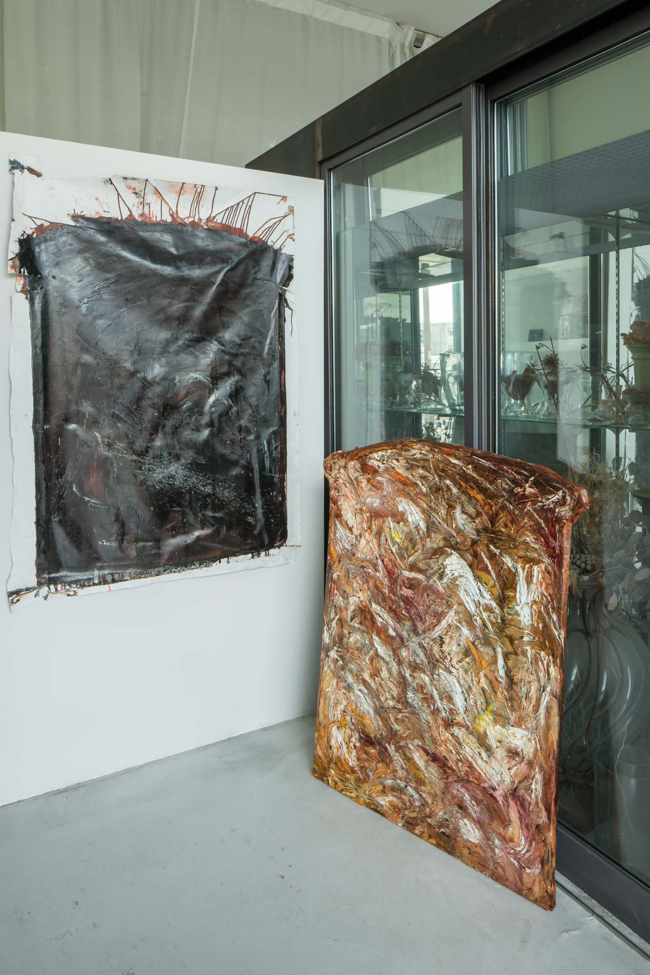 056TAJ04872 ToLoLo studio