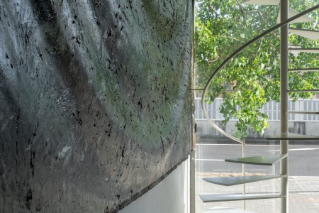 085TAJ04956 ToLoLo studio