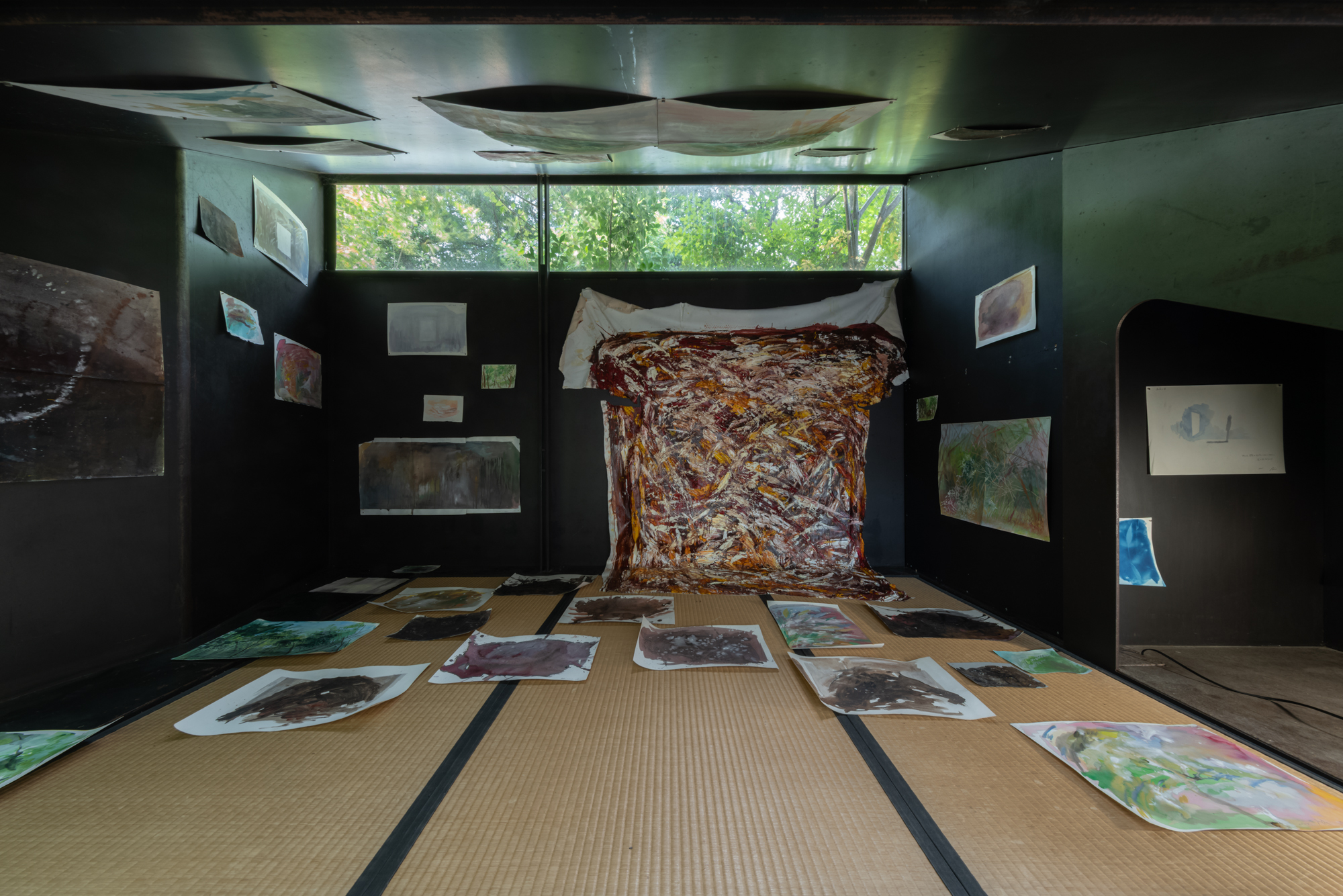 105TAJ04968 ToLoLo studio