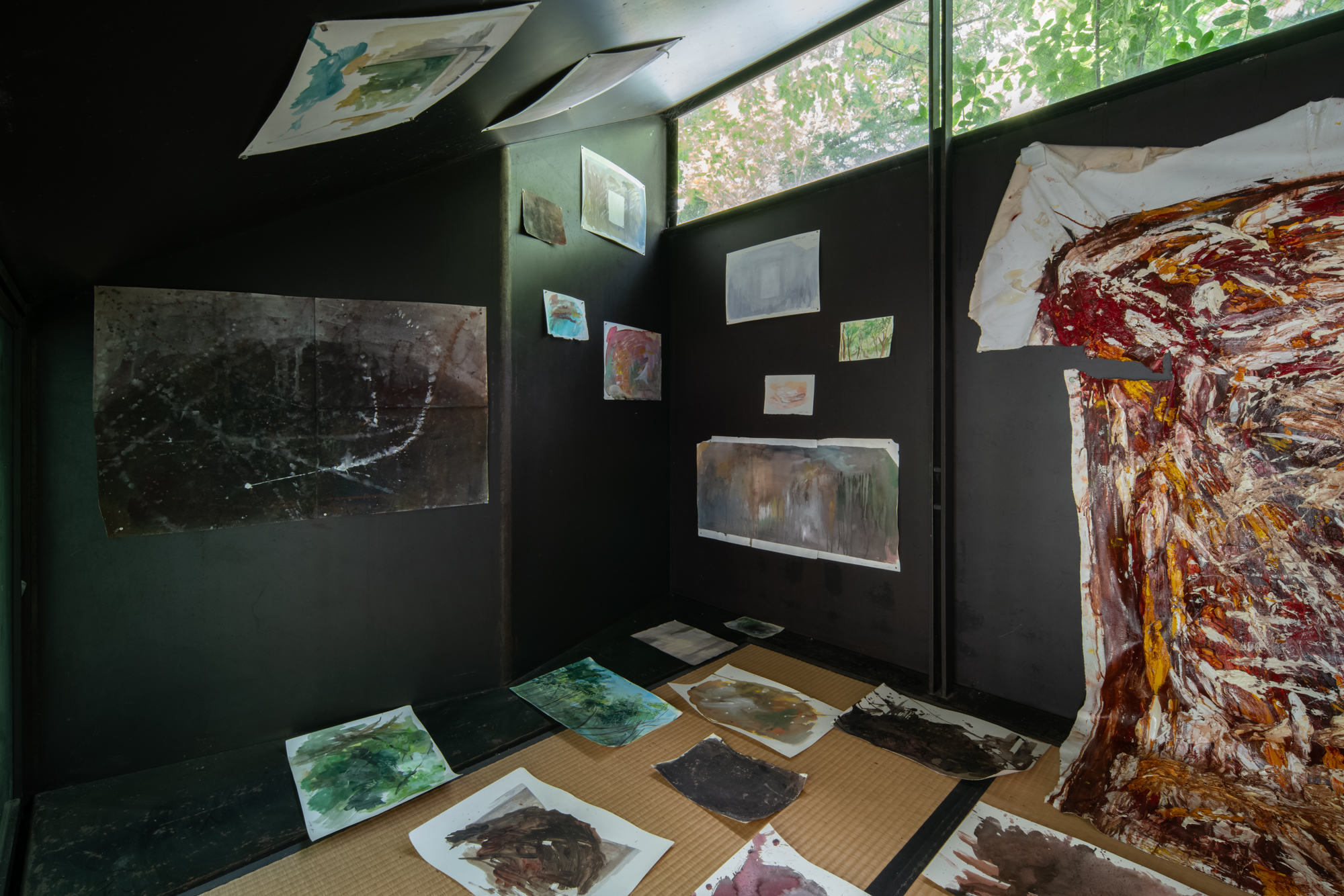 112ARA08157 ToLoLo studio