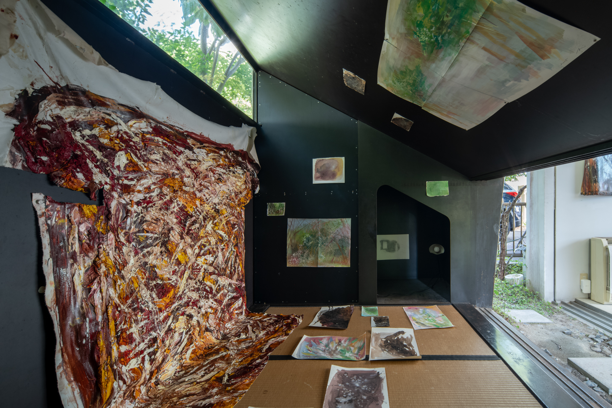 118ARA08184 ToLoLo studio